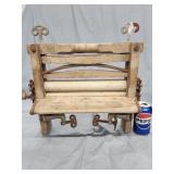 Antique Universal clothes ringer with hand crank.