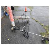 Lot - Metal rack , flower grappling hanging hook