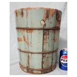 Vintage wood ice cream maker bucket.   Has locks.