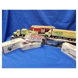 3 Ertl bank trucks : 1938 Chevy Panel truck, 1931