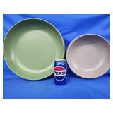 2 Emile Henry serving bowls. 4.2 QT (32.40) and