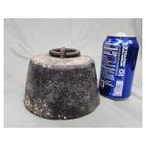 18 Pound Cast iron vintage scale weight.   Look