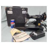 Singer Featherweight Sewing machine.   Serial #