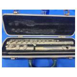 Bundy Flute Made by Selmer has hard plastic shell