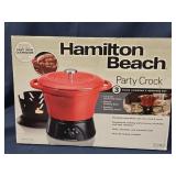 Hamilton Beach Party Crock , in box never used