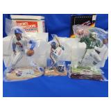 3 Sport Impressions porcelain figurines Dwight