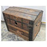 Antique Humpback Trunk with tray as found needs a