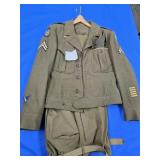World War II Military uniform Eisenhower Jacket