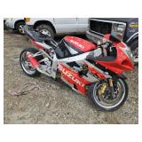 2002 SUZUKI GSX-R1000K MOTORCYCLE Tow# 8967180