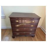 Vintage Pennsylvania House 4-Drawer Bachelor Chest