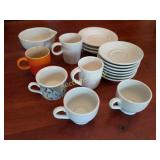 Coffee Cups & Saucers - Le Creuset, Diamante +