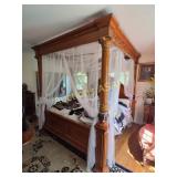 California King Canopy Bed w/Ascion Ajustable Base
