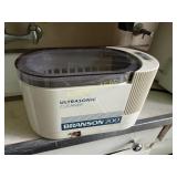 Branson 200 Ultrasonic Cleaner