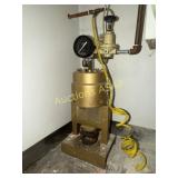 COE BILT Pneumatic Flask Press