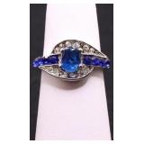 Oval cut blue/white sapphire ring, lab created