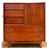 MCM Mainline By Hooker gentlemens chest