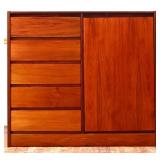 MCM Danish gentlemens chest