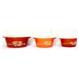 Set of 3 vntg Pyrex wheat dishes w/ lids