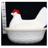 Vintage Westmoreland milk glass hen on nest
