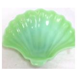 Vntg jadeite 7in seashell dish