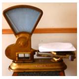 Vintage Toledo grocery scale