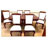 7 piece dining set w/ 2 leaves