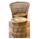 Vntg wicker round back chair w/ round ottoman