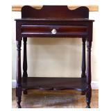 Vintage 1 drawer wash table see photos