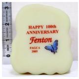 Fenton burmese FAGCA 2005 paperweight