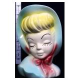 Vntg 6in lady head vase w/ blue hat