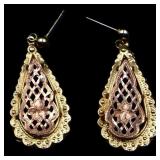 Pair 14k gold 2 tone filigree earrings