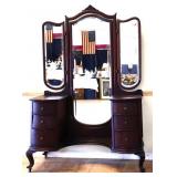 Vintage vanity w/ tri fold mirror see pics