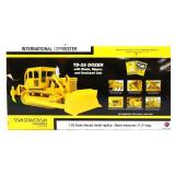 NIB die cast 1/25 IH TD-25 Dozer