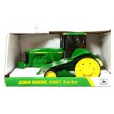 Die cast 1/16 John Deere 8400T tractor in box