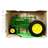 Die cast 1/16 John Deere Model A tractor in box