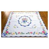 Vntg handstitched floral quilt