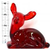 Fenton 4in amberina laying fawn figure