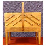 Vntg Norwegian birch expandable sewing stand