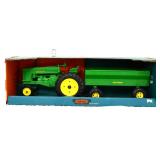 Die cast 1/16 John Deere Model 70 w/ wagon in box