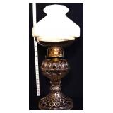 Vntg oil lamp w/ milk glass