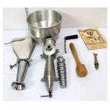 Vntg Squeezo Berarducci Strainer in org box