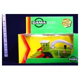 Gama Super Claas Jaguar 80 tractor in box