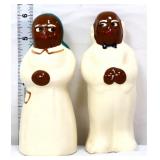 Pair vntg Americana 6in figural salt/pepper shaker
