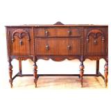 1920s 2 door 2 drawer buffet, see photos