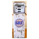Vintage Gulf Oil Corp Erie Model 158 gas pump