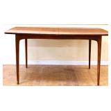 MCM dining table with 2 leafs, see photos