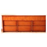 MCM 8 drawer dresser, no legs