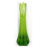 MCM LE Smith 23in green ribbed column swung vase