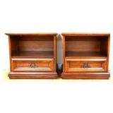Pair vntg Drexel 1 drawer nightstands
