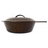 Vintage cast iron #8 skillet with lid